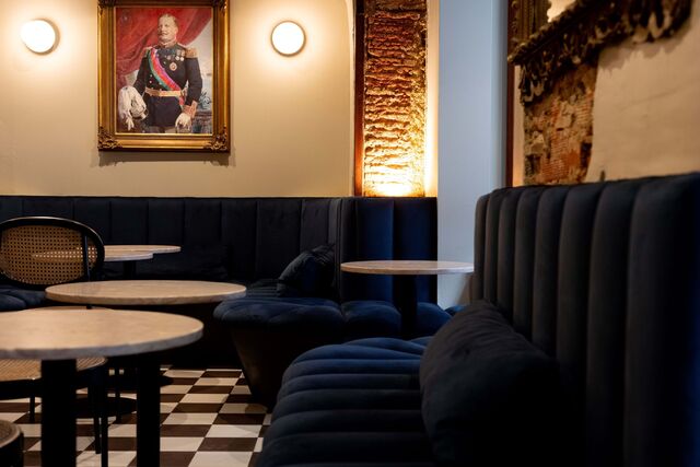 O bar promete ser um novo lugar de culto da mixologia no estimulante Cais do Sodré.