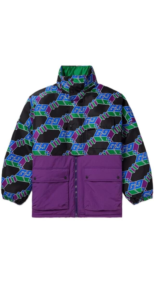 Casaco acolchoado estampado, €2700, Gucci.