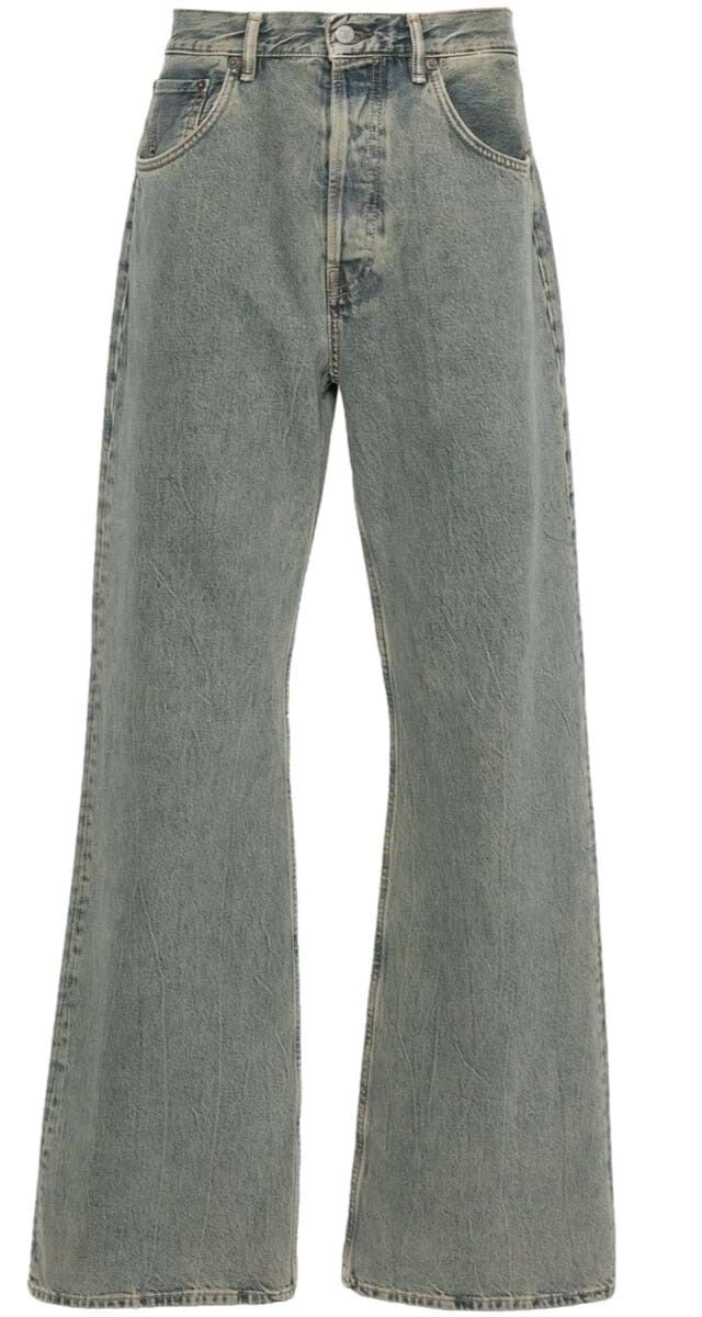 Calças wide-leg em ganga, €390, Acne Studios.