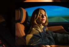 Ford e Sydney Sweeney unem forças para criar um Mustang personalizado