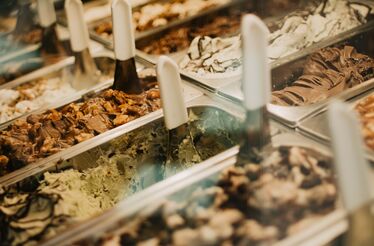 Bizzarro Gelataria. Kitsch ou delírio? Os novos gelados da baixa sabem a pimentos 