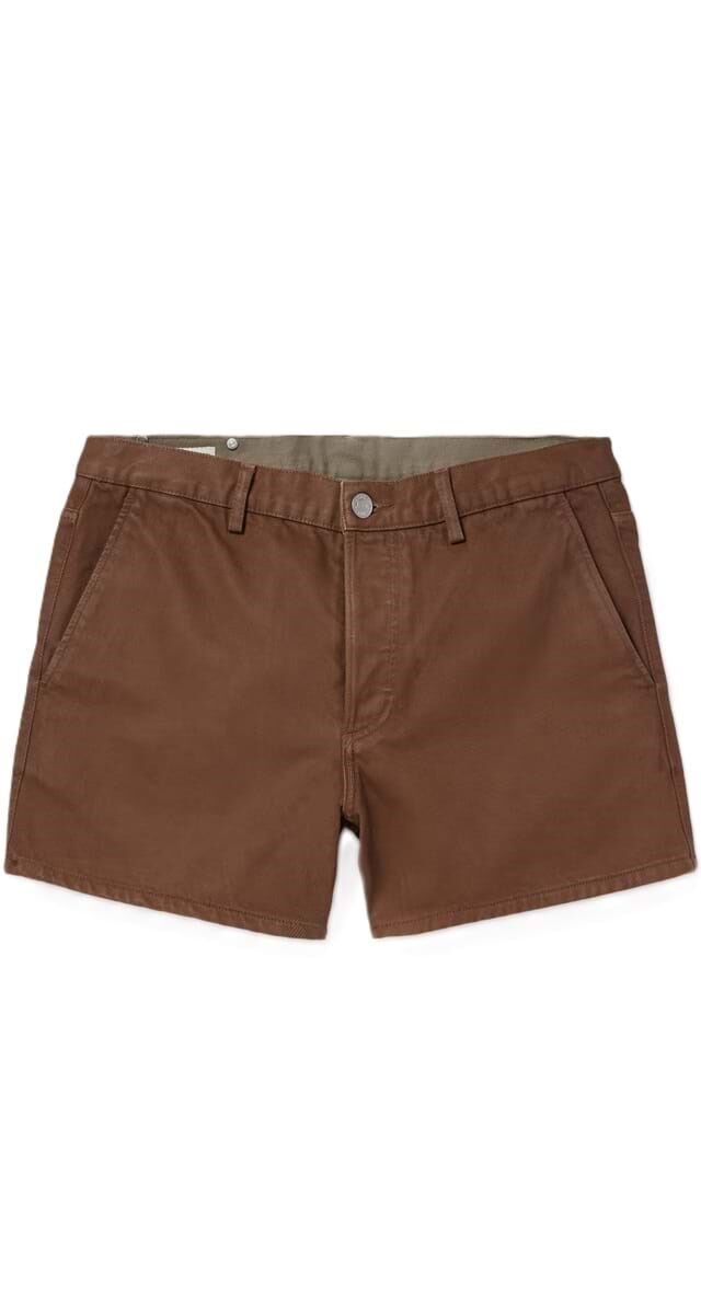 Calções em denim, €375, Dries Van Noten.