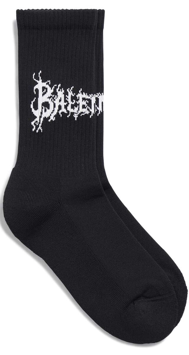 Meias em algodão bordado, €120, Balenciaga.