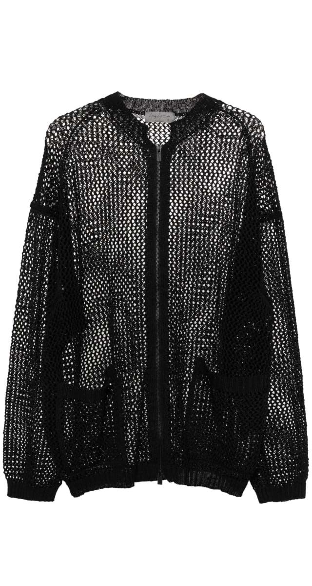 Blusão em crochet, €1033, Yohji Yamamoto na Farfetch.