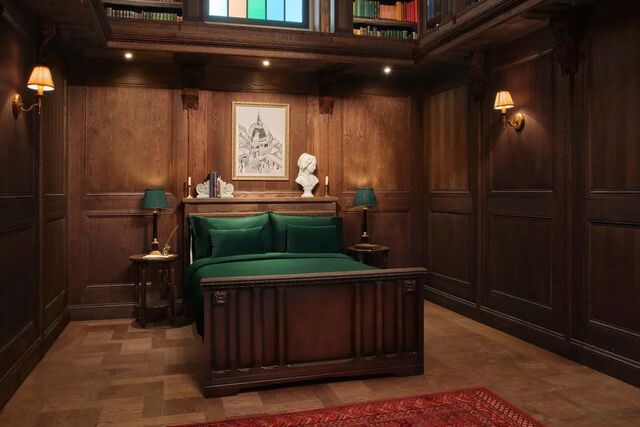 A experiência começa com uma visita guiada à catedral, seguida por um convite para descansar e relaxar na biblioteca.