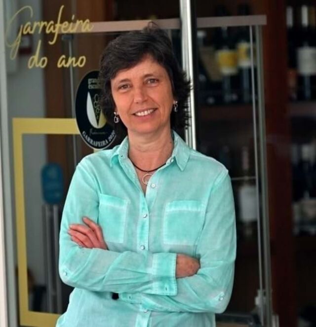 Responsável da garrafeira Wines 9297, Helena Pereira Muelle