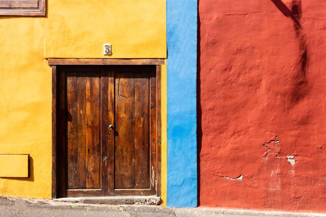 O colorido da paredes da ilha
