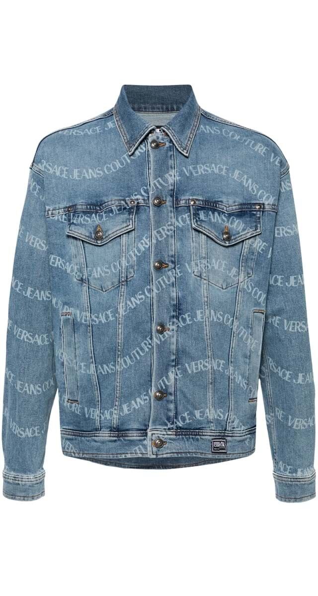 Blusão em ganga, €690, Versace Jeans Couture.