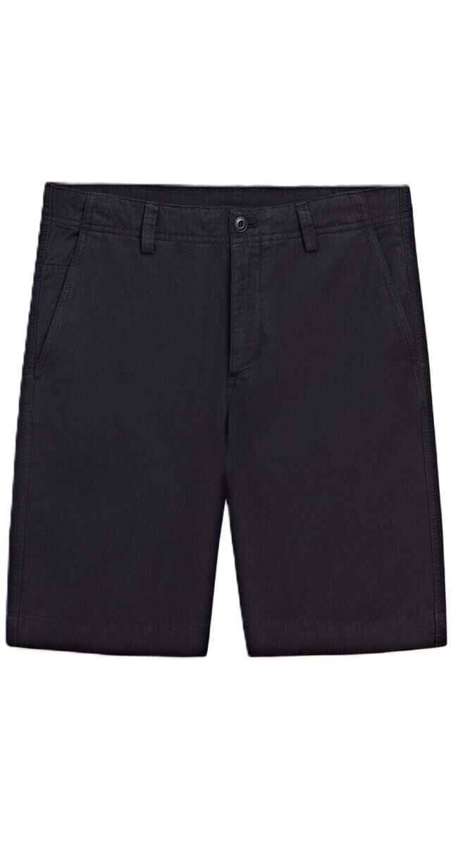 Calções em algodão e linho, €49,95, Massimo Dutti.
