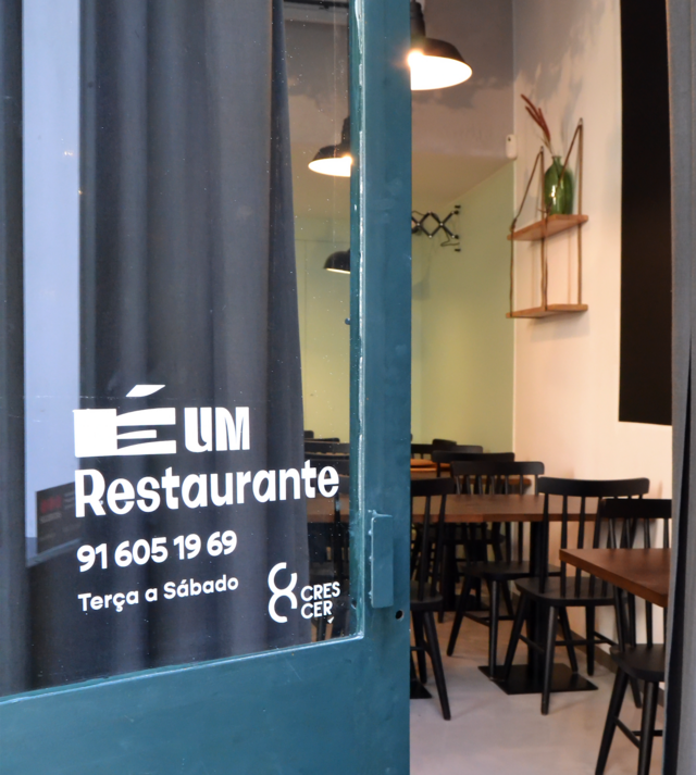 "As pessoas são encaminhadas pelas nossas equipas de rua. Mas no início, quando começámos o primeiro restaurante, reunimos com todas as organizações que trabalhavam com eles."