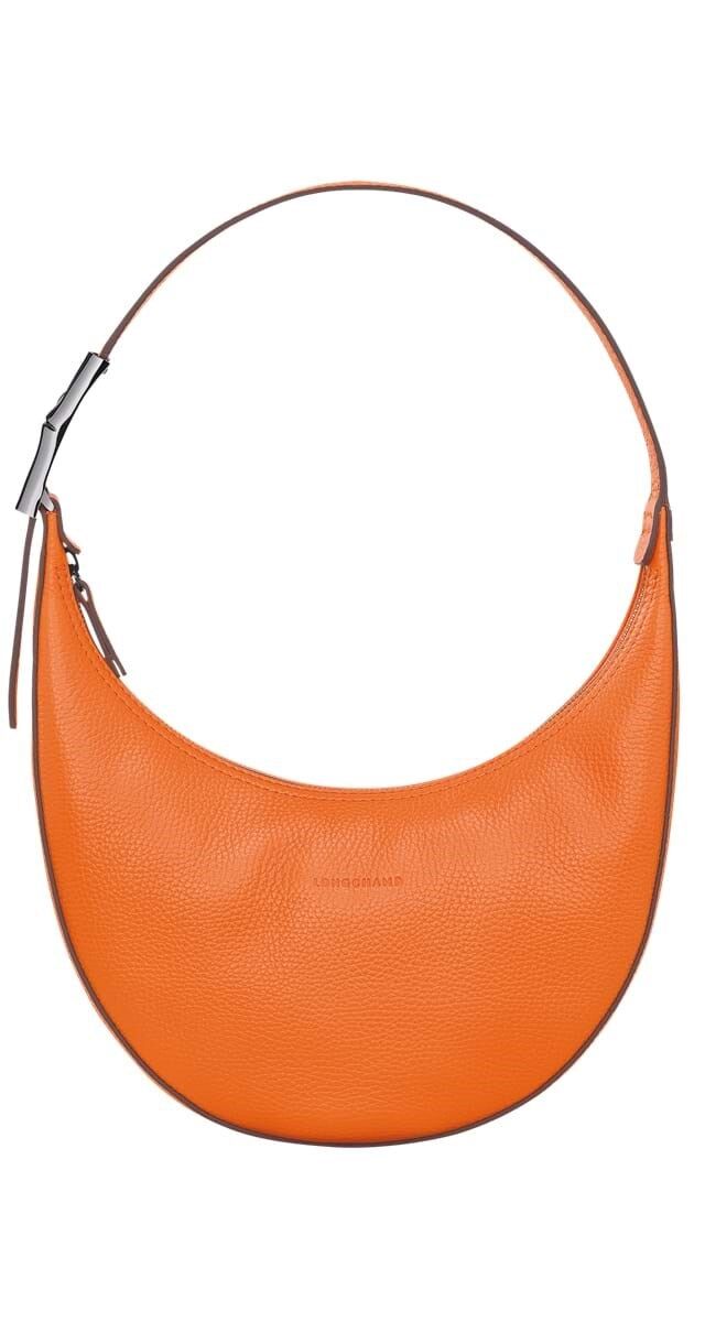 Carteira Roseau Essencial S Hobo em pele, €320, Longchamp.