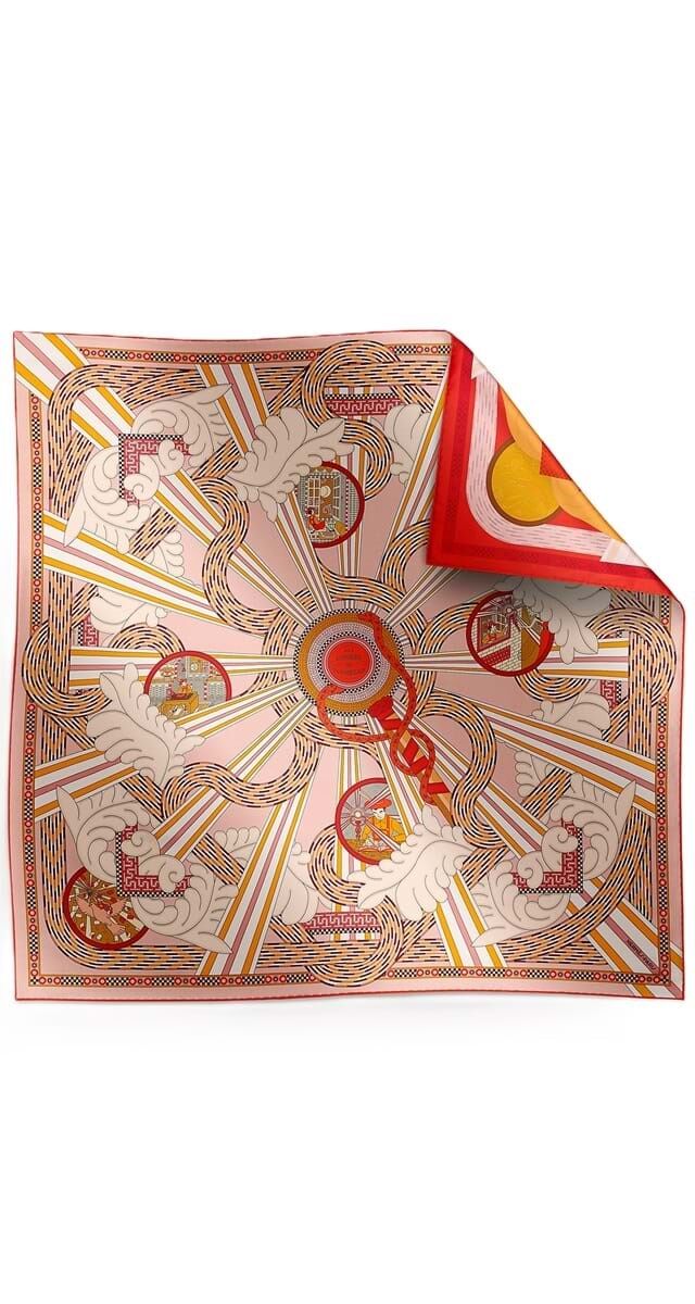 Lenço reversível A La Lumiere du Flambeau em seda, €620, Hermès.