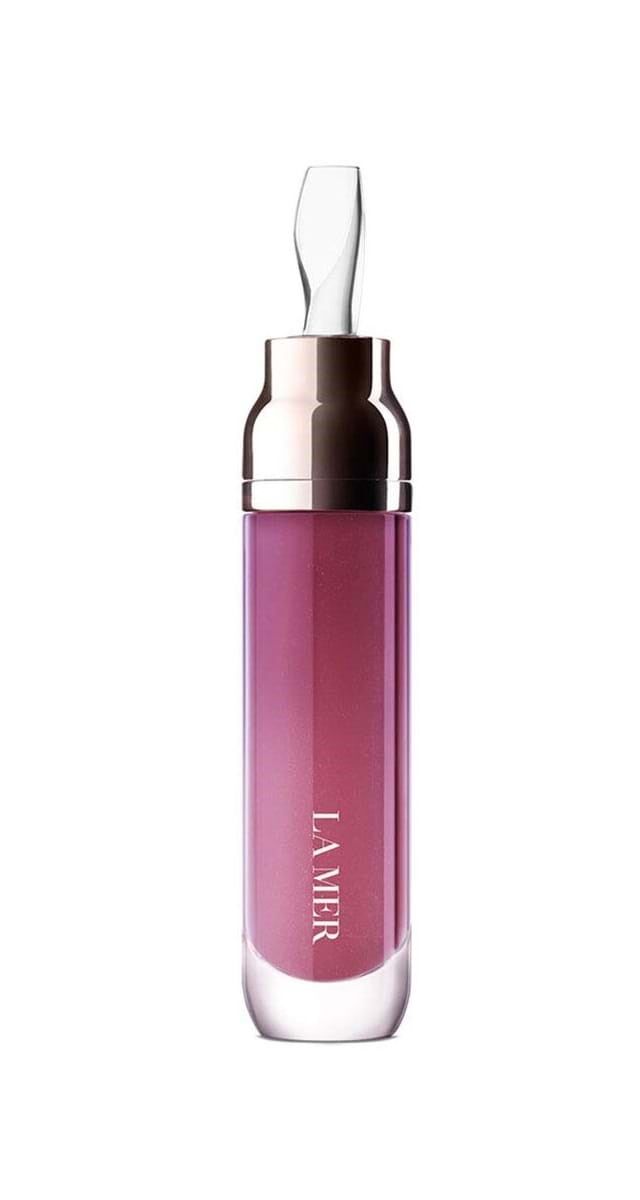 Baton The Lip Volumizer coe Berry, €92,25, La Mer na Perfumes & Companhia.