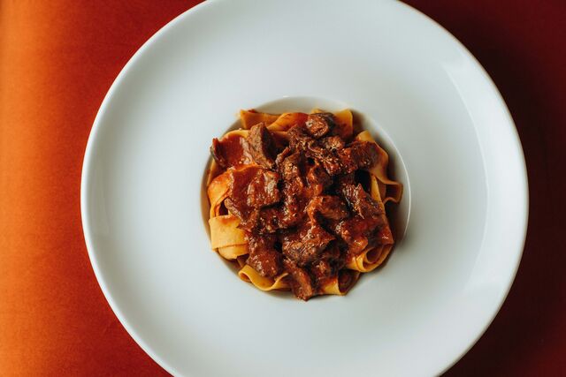 Pappardelle ao ragu de porco preto, 24 euros