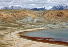 As "Viagens com Autores" têm agora num novo circuito - os Himalaias