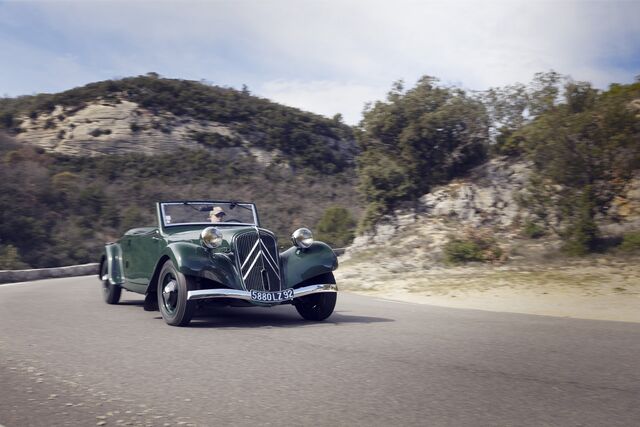 Citroën Traction Avant cabriolet.