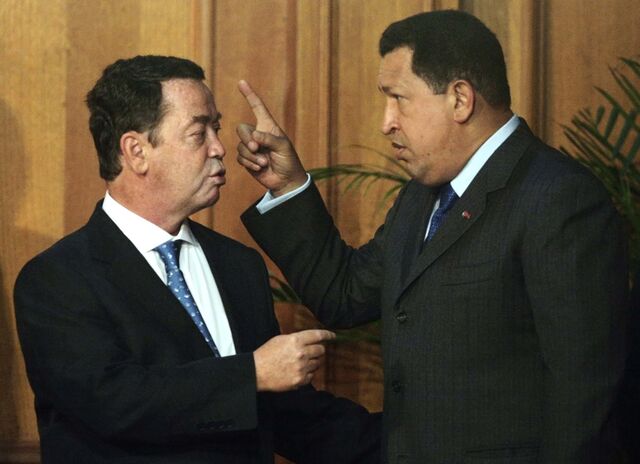 Manuel Pinho com Hugo Chavez, em 2008.