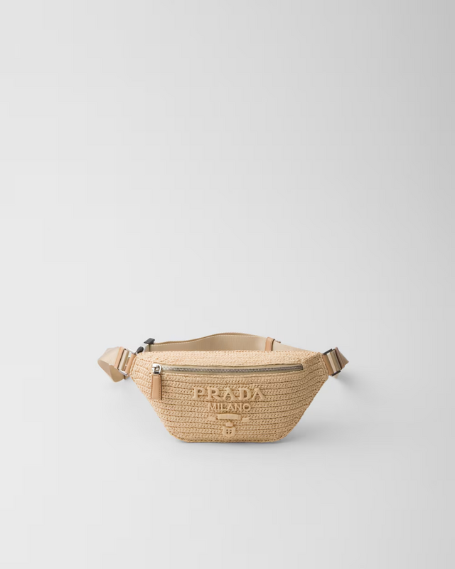 Bolsa de cintura, €1400, Prada.