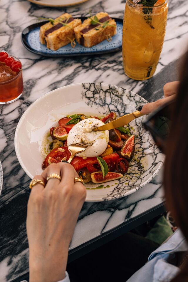 A salada de burrata.