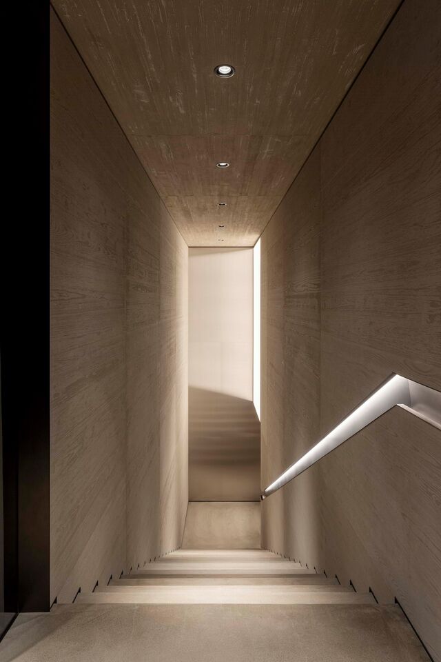 Minotti Kobe by Sukeno, concebido e desenvolvido pelo Minotti Studio.
