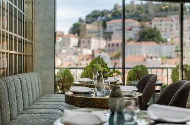  Um brunch com uma vista panorâmica