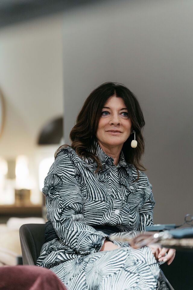 Giusi Tacchini é diretora criativa da empresa que foi criada pelo pai em 1967