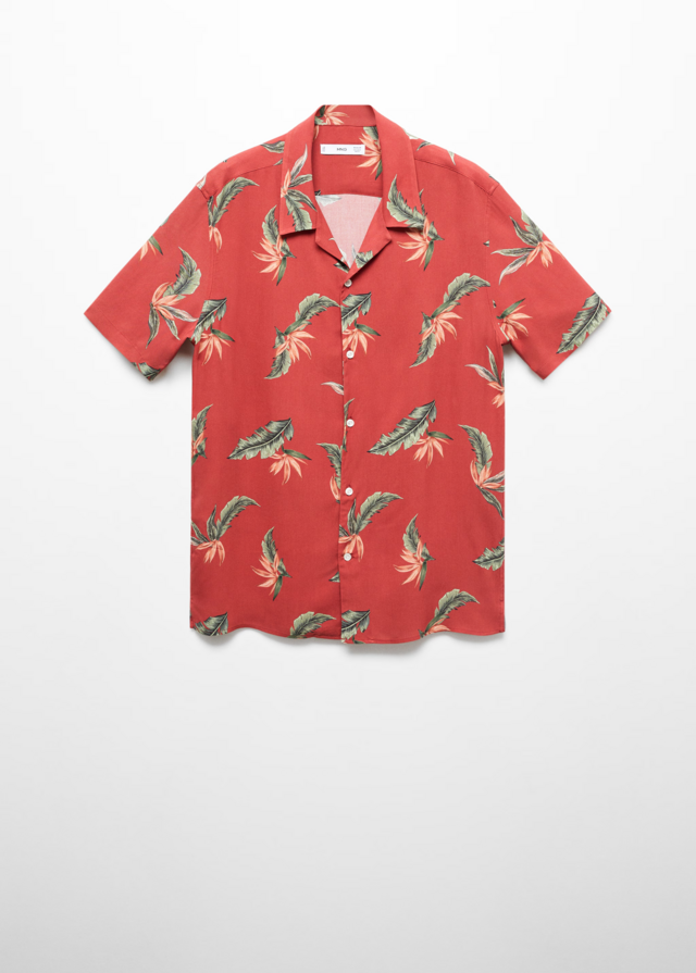 Camisa, €17,99, Mango.