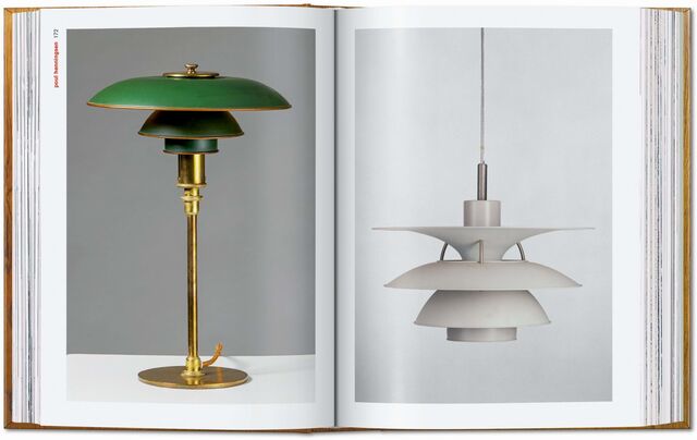 Tem centenas de fotos e textos sobre 125 designers e empresas do setor