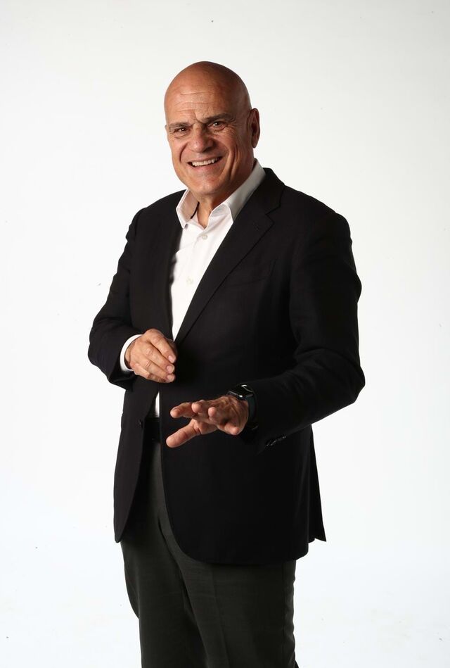 É o fundador da LPM.