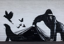 Bansky volta a "atacar" as ruas de Londres