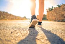 Andar pode aliviar a dor lombar? Os novos estudos garantem que sim