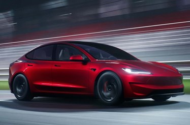 Novo Tesla Model 3 Performance: era preciso tanto?