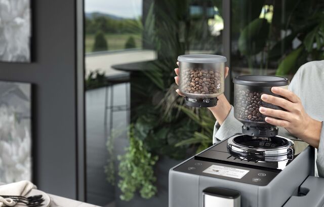 Nova máquina de café da De’Longhi, a Rivelia.