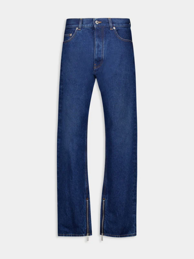 Calças, €650, Off-White na Fashion Clinic.