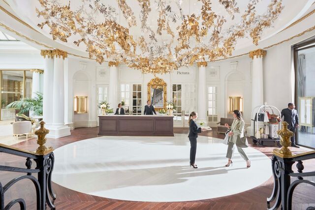 Foi já sob o olhar dos novos donos que o Ritz fechou portas em 2018, para a maior remodelação da sua história.