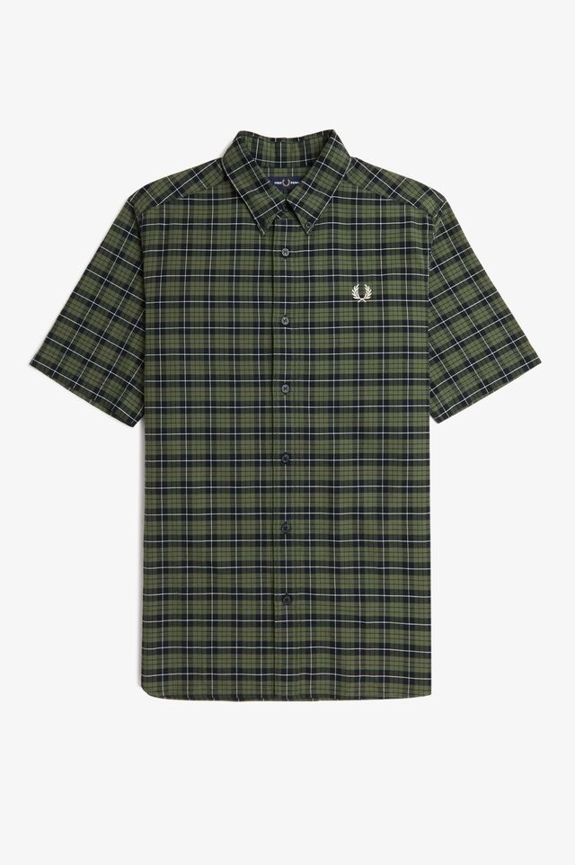 Camisa, €130, Fred Perry.