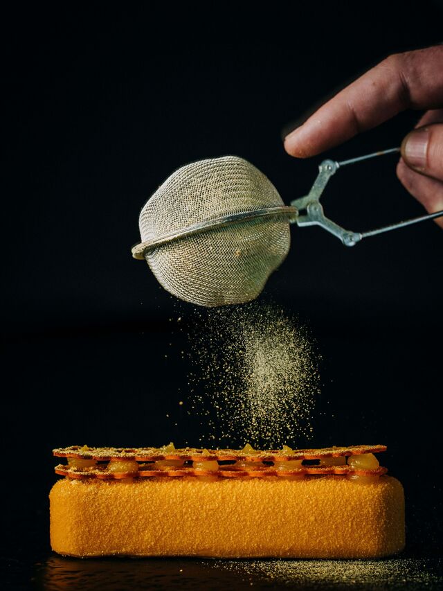A coerência do alinhamento é extraordinária, com tudo a fazer sentido, prato a prato, sabor a sabor, textura a textura.