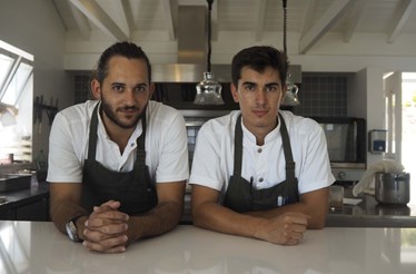 Bioma dos Açores a duas mãos. Como um português e um argentino transformaram as suas conversas num restaurante