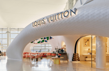 Louis Vuitton inaugura café no aeroporto de Heathrow, em Londres