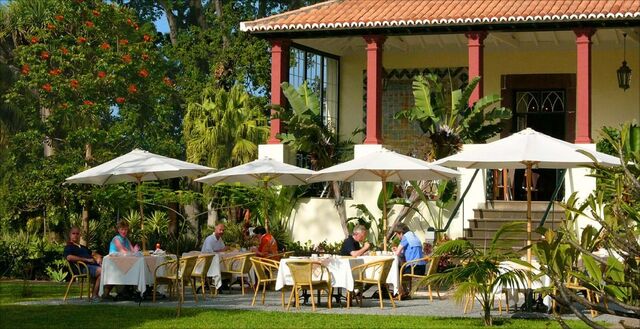 O melhor pequeno-almoço serve-se na Quinta Jardins do Lago.