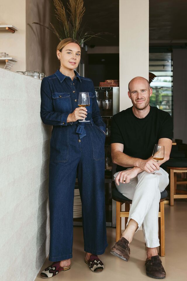 O casal fez desse guardanapo um roteiro gastronómico que resultou na abertura do seu próprio restaurante em Almancil: o Austa.