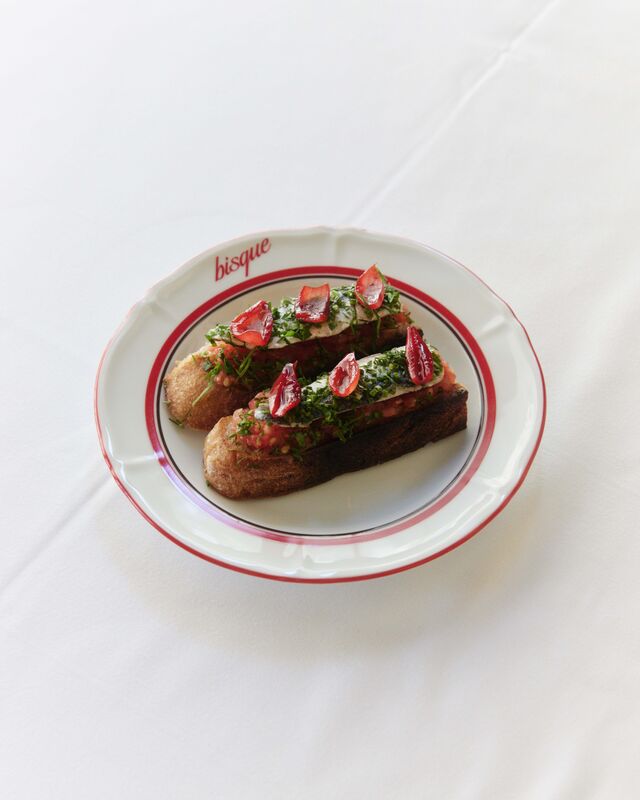 Bruschetta com sardinhas confitadas e tomate (€8,50).
