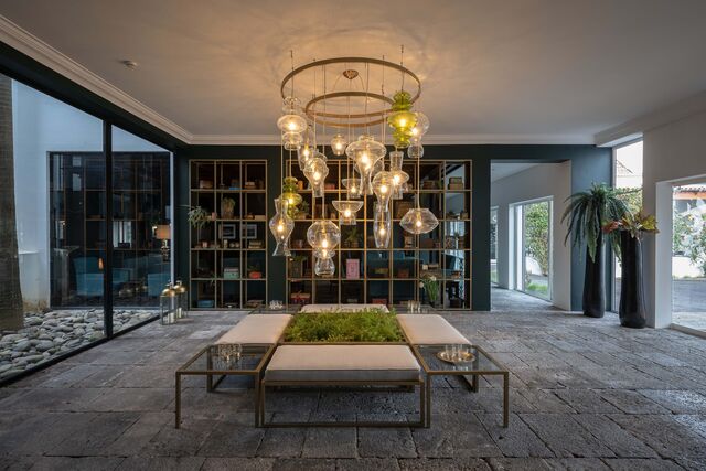 O design de interiores ficou a cargo da decoradora Lili Damião