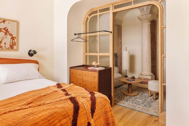 O aparthotel tem 370 suítes, quartos e apartamentos