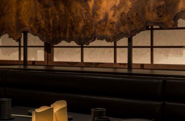 Saint Laurent Rive Droite e Sushi Park. Uma fusão de moda e alta gastronomia em Paris