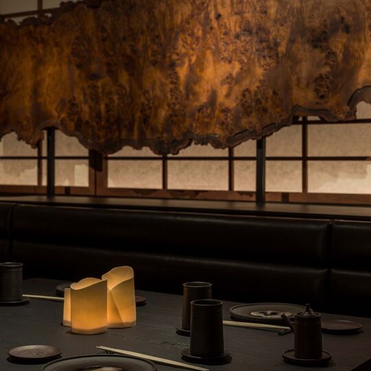 Saint Laurent Rive Droite e Sushi Park. Uma fusão de moda e alta gastronomia em Paris