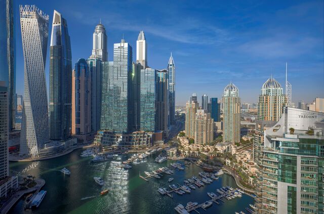 Panorama impressionante da marina do Dubai