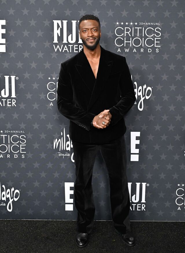 Aldis Hodge em Louis Vuitton