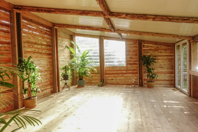 A sala de yoga.