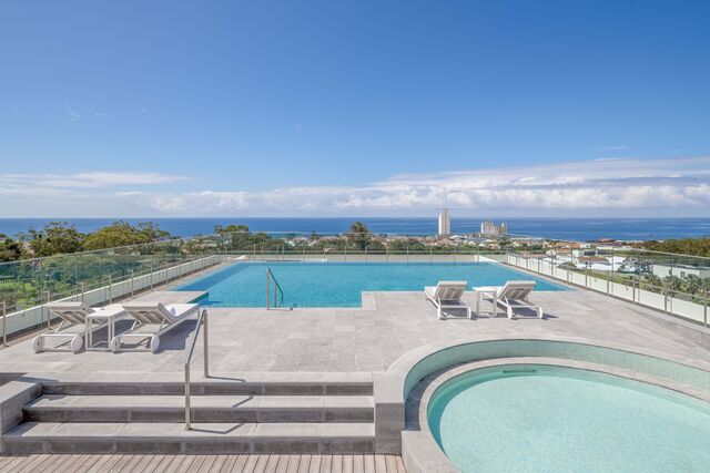Piscina DoubleTree by Hilton Lagoa Azores